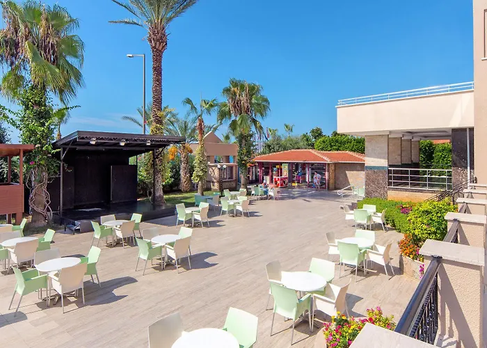 Hotel Saritas Only Family Concept